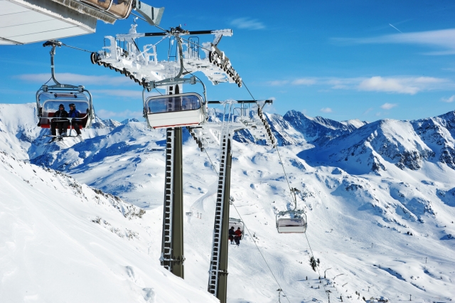 Obertauern je zimsko-športni kraj z največ snega v Avstriji