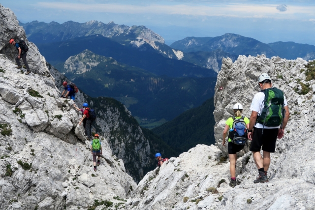 Previdno v gore: Gorski reševalci so letos zabeležili že 277 nesreč