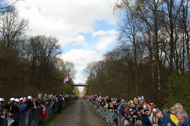 Pariz-Roubaix: 29 odsekov in 55 peklenskih kilometrov