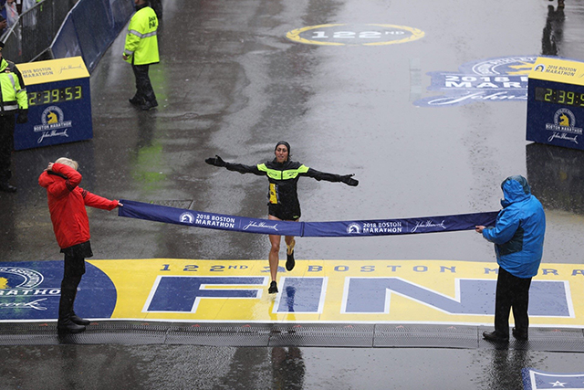 Na Bostonskem maratonu je slavila Desiree Linden