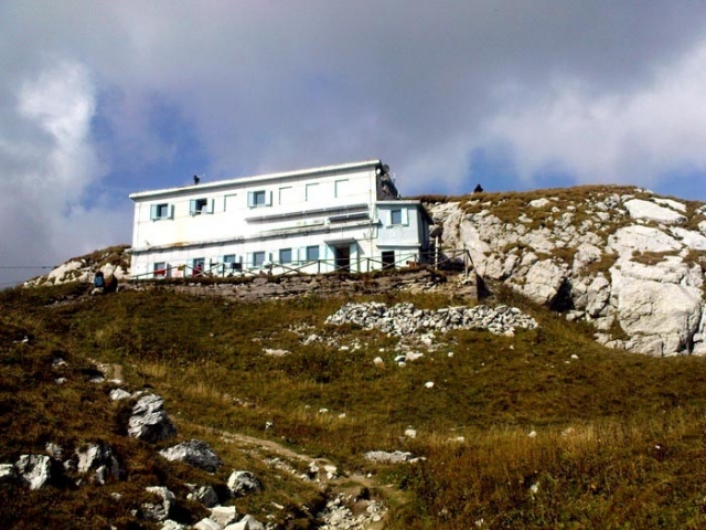 Dom Zorka Jelinčiča na Črni prsti