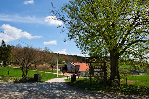 Furlanovo zavetišče pri Abramu