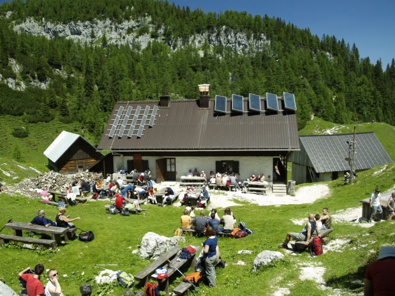 Blejska koča na Lipanci