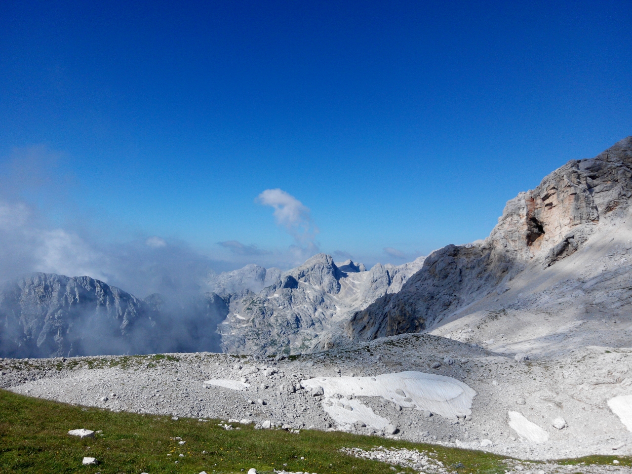 Dom Planika pod Triglavom