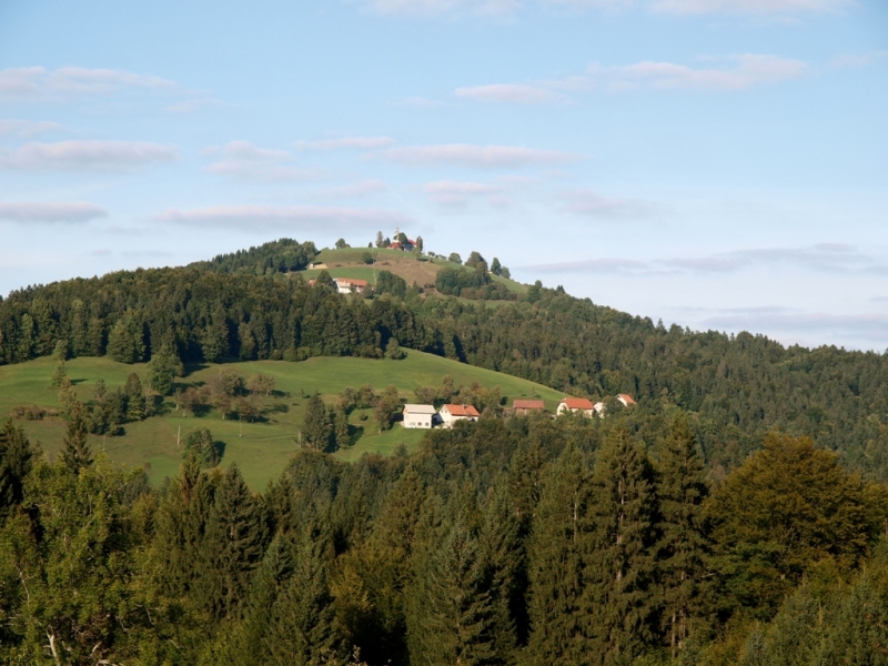 Planinska koča na Vrhu Sv. Treh Kraljev