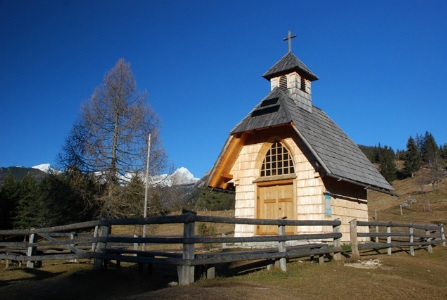 Planinska koča na Uskovnici