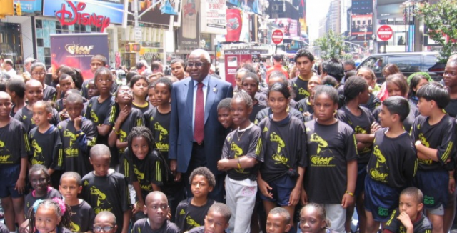 100 let Mednarodne atletske zveze