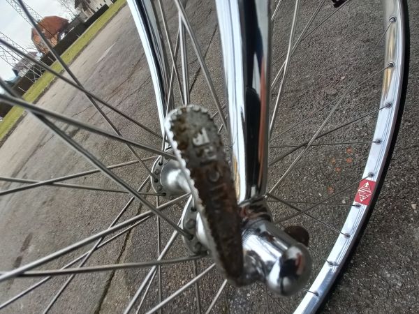 CESTNO KOLO VINTAGE OLYMPIA