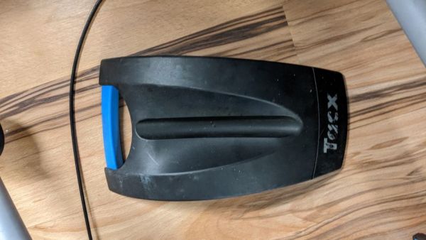 Tacx blue motion trainer + zadnje kolo