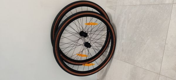 Set gravel obročev  Syncros Race 24, Formula Team II CL Disc,Schwalbe G-ONE Allround 700x40C