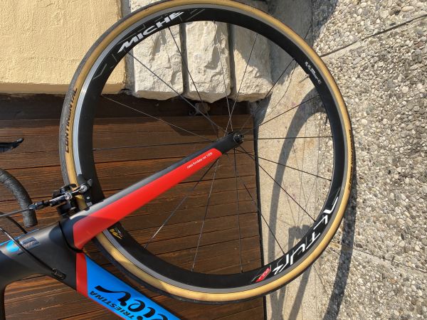 Karbonsko cestno kolo Wilier Gtr L