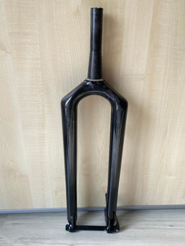 NORTON-SHORES-Rigid-Fork-29-Carbon-tapered-BOOST