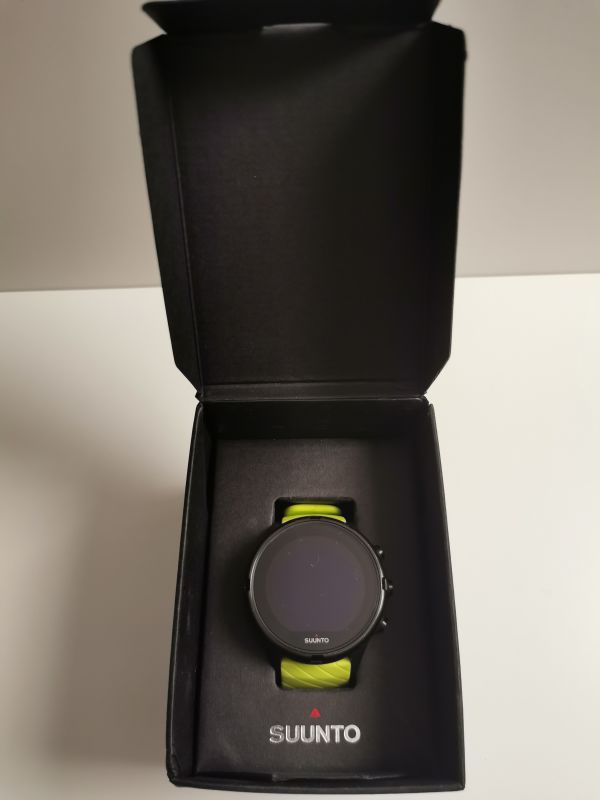 Športna ura Suunto 9