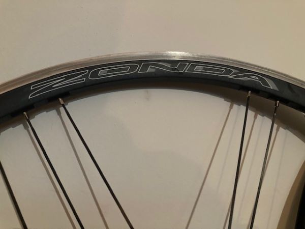 Set obroči Campagnolo Zonda rim brake, za Shimano