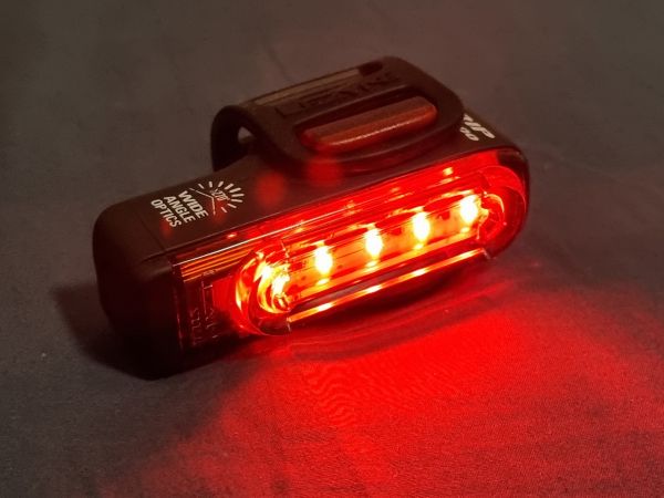 Lučka za cestno kolo LEZYME strip PRO300