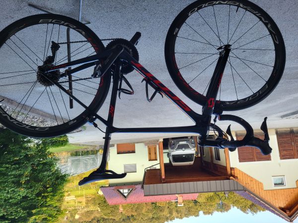 Scott Addict RC 10 2018 velikost XS-49CM za velikost 165cm-173cm
