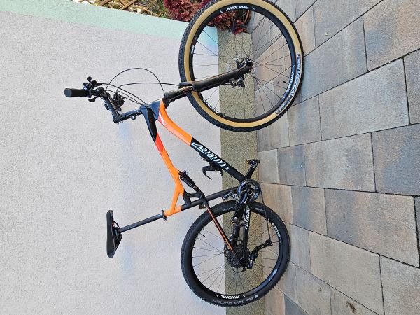 Polnovzmeteno gorsko kolo Wilier Triestina 110FX Karbon