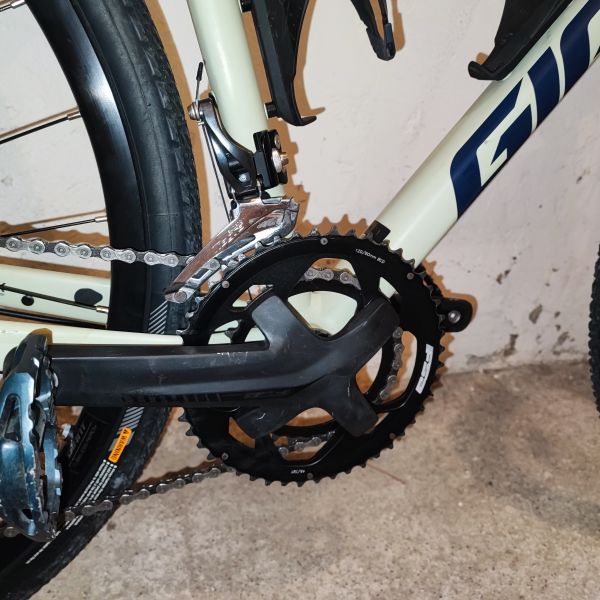 Giant Revolt 1 (gravel)