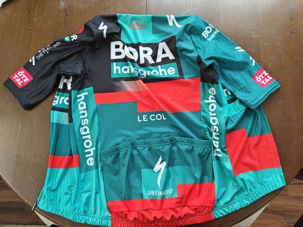 Zgornji del kolesarskega dresa BORA - hansgrohe