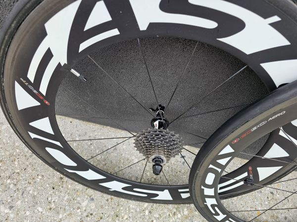 Kolesarski obroči EASTON EC 90 za dirkalno kolo
