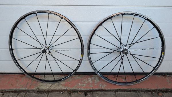 Cestni obroči Mavic Ksyrium SLS (1395 g, clincher)