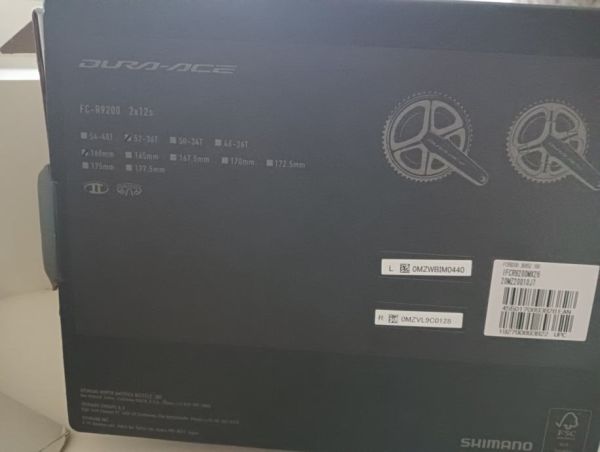 Gonilka Shimano Dura-Ace s Power metrom in Bluetoothom, model FC-R9200