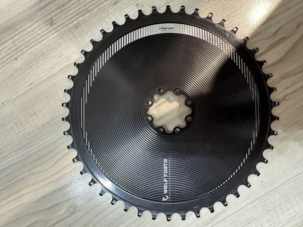WOLF TOOTH Chainring Aero Road / Gravel Direct Mount Drop-Stop B 1-speed SRAM 8-hole | black 46 Teeth