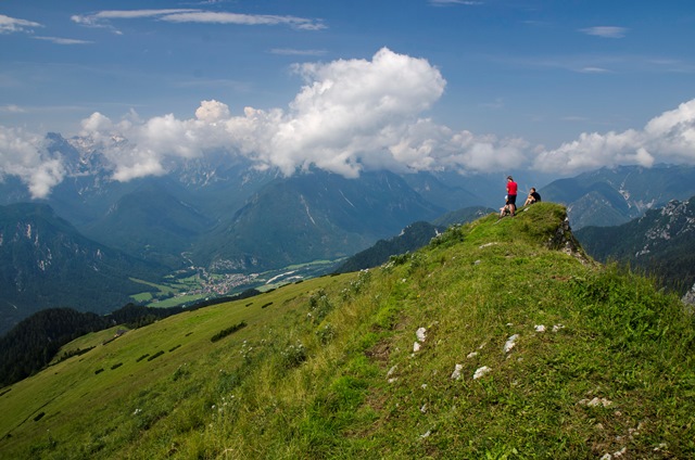 Dovška baba (1891 m) iz Raven