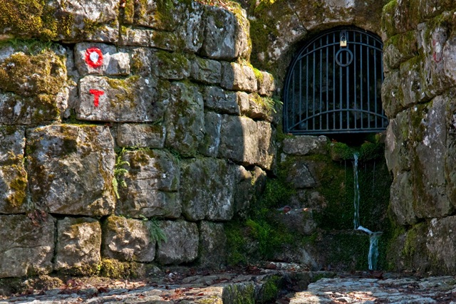 Po zdravilno vodo do Gospodične