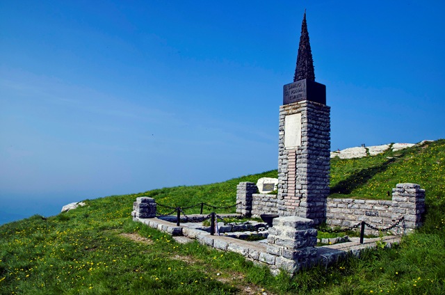 Porezen (1630 m) iz Hudajužne
