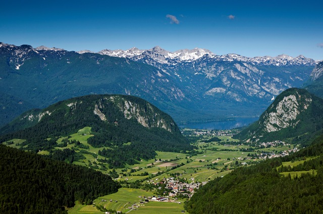 Vodnikov razglednik (1013 m) iz Jereke