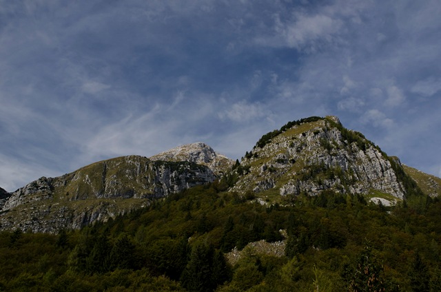 Rombon (2208 m) od trdnjave Kluže