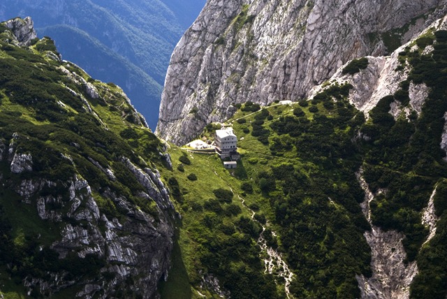 Kokrsko sedlo (1793 m) iz Kamniške Bistrice
