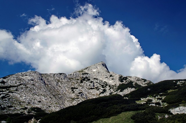 Veliki Draški vrh (2243 m) in Viševnik (2050 m)