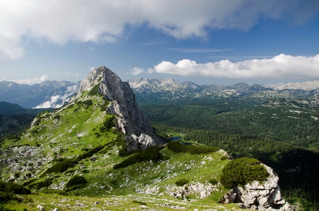 Greben Tičaric in Zelnaric